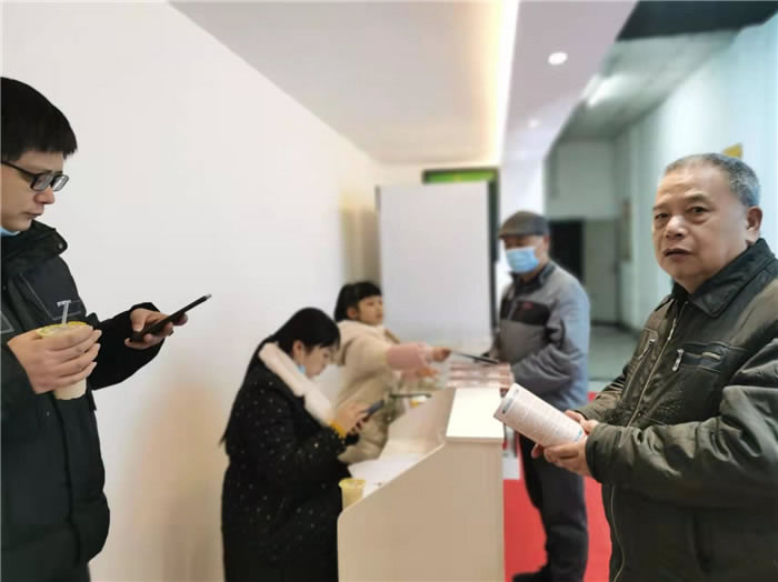 四川中青旅綿陽分社、綿陽市中旅假日旅行社、綿陽自來文化傳播有限公司24H自助售貨服務(wù)盛大開業(yè)